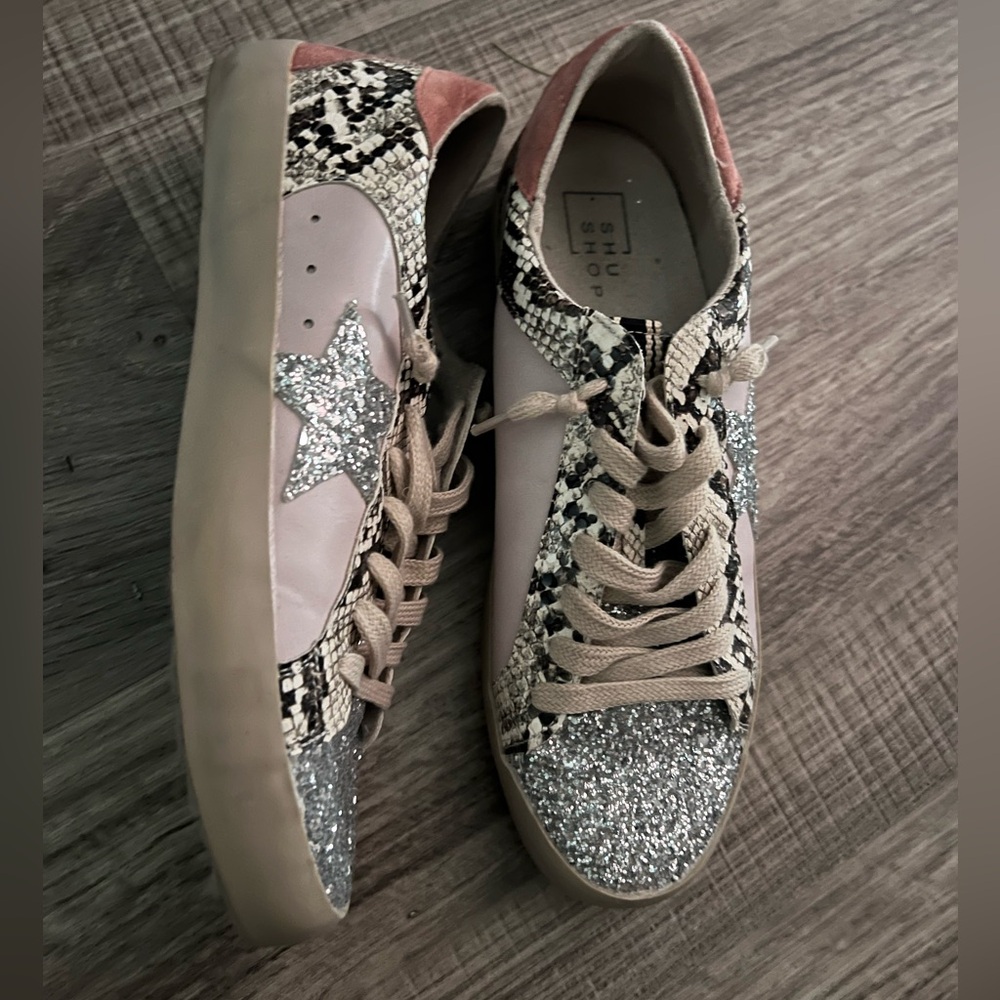 Shu Shop, size 9